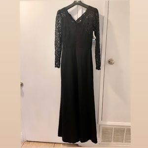 Women’s Lace long sleeve black dress